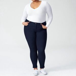 Universal Standard High Rise Skinny Jeans Dark Wash Size 18 L